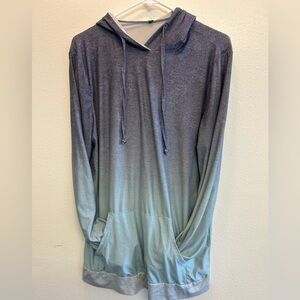 Gradient Hoodie with Front Pocket